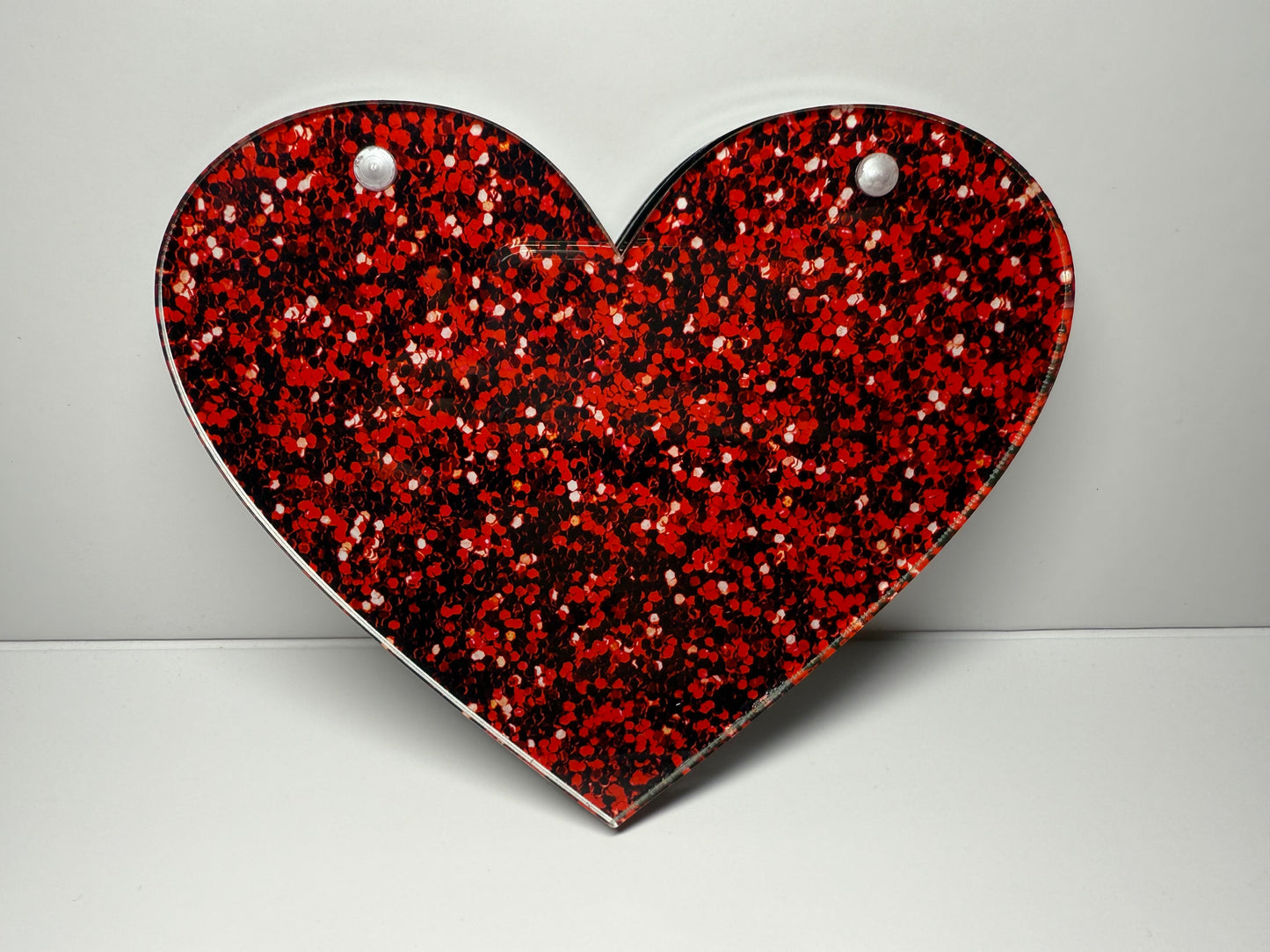 Heart tweezer holder tile