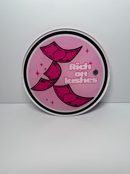 Rich off lashes