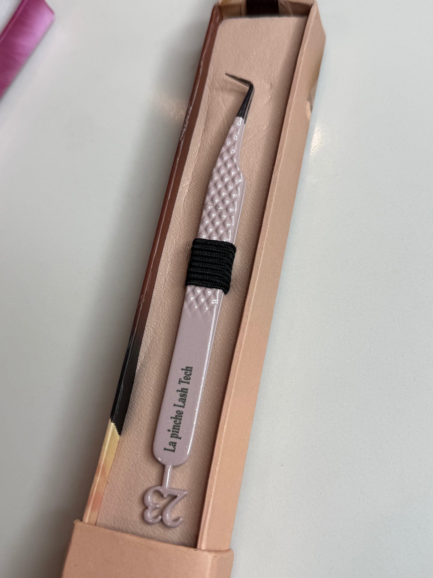 23 slim volume tweezers
