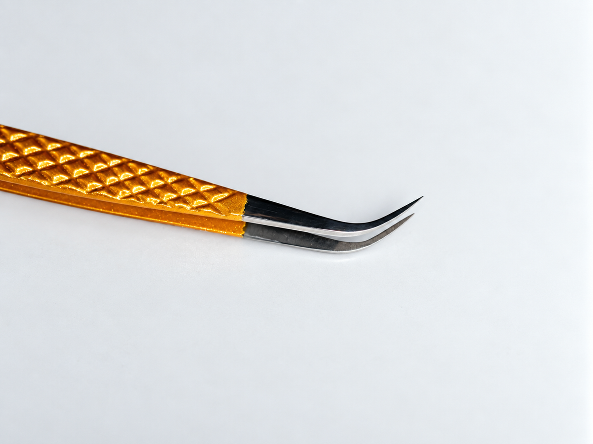 LONG CURVED ISOLATION TWEEZER ♡