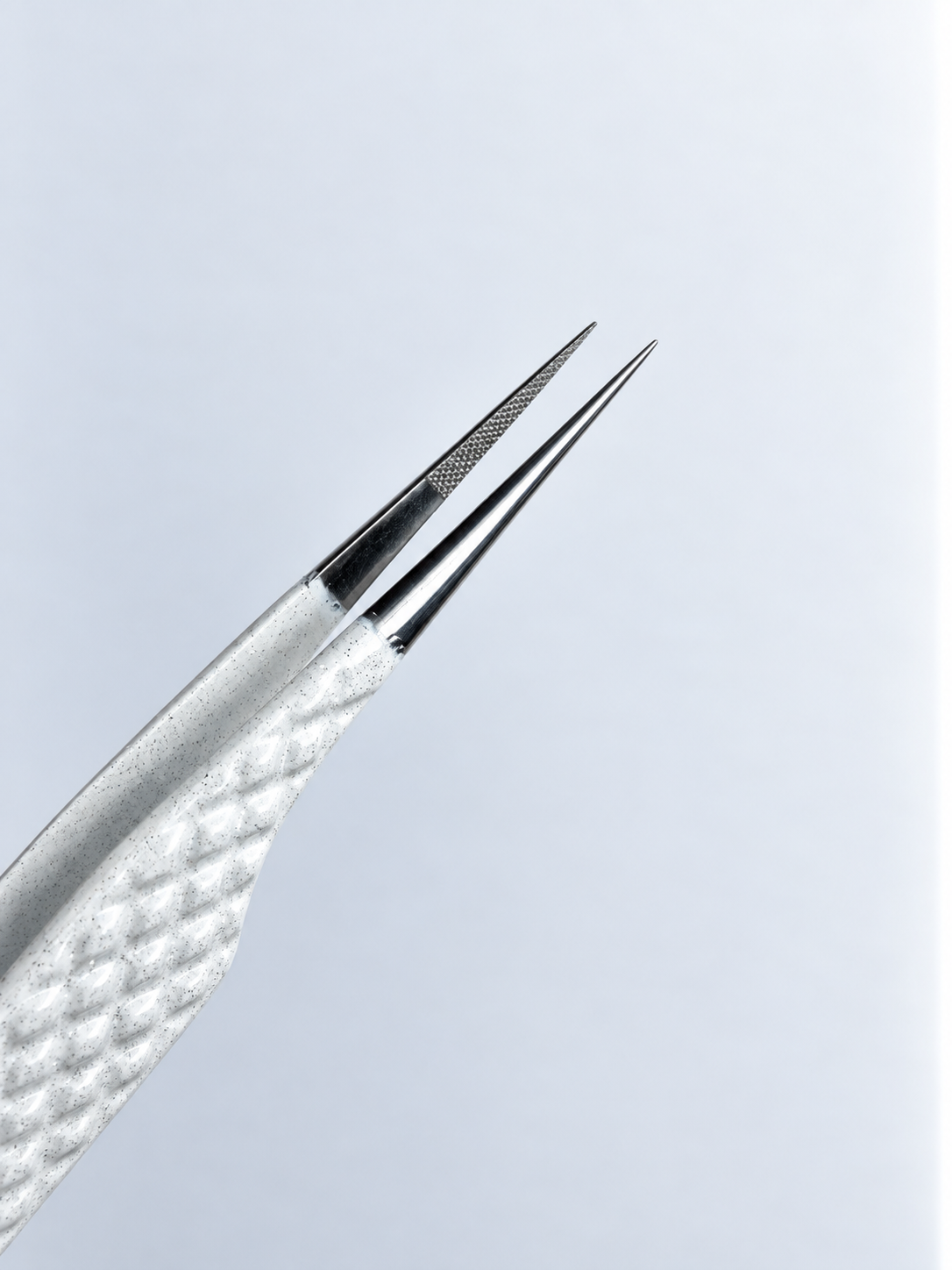 STRAIGHT PRECISION ISOLATION TWEEZER ♡