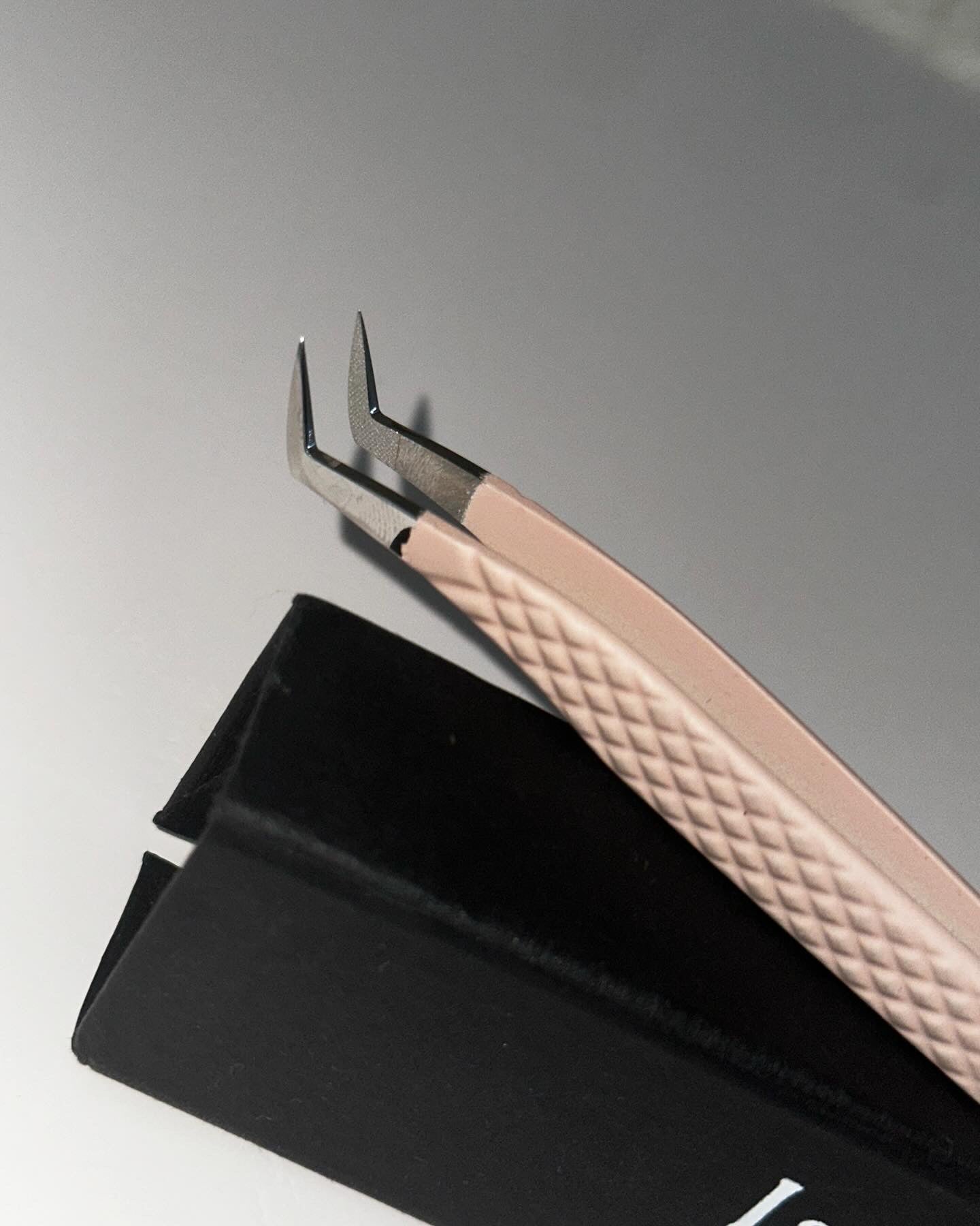 Money Maker Tweezer
