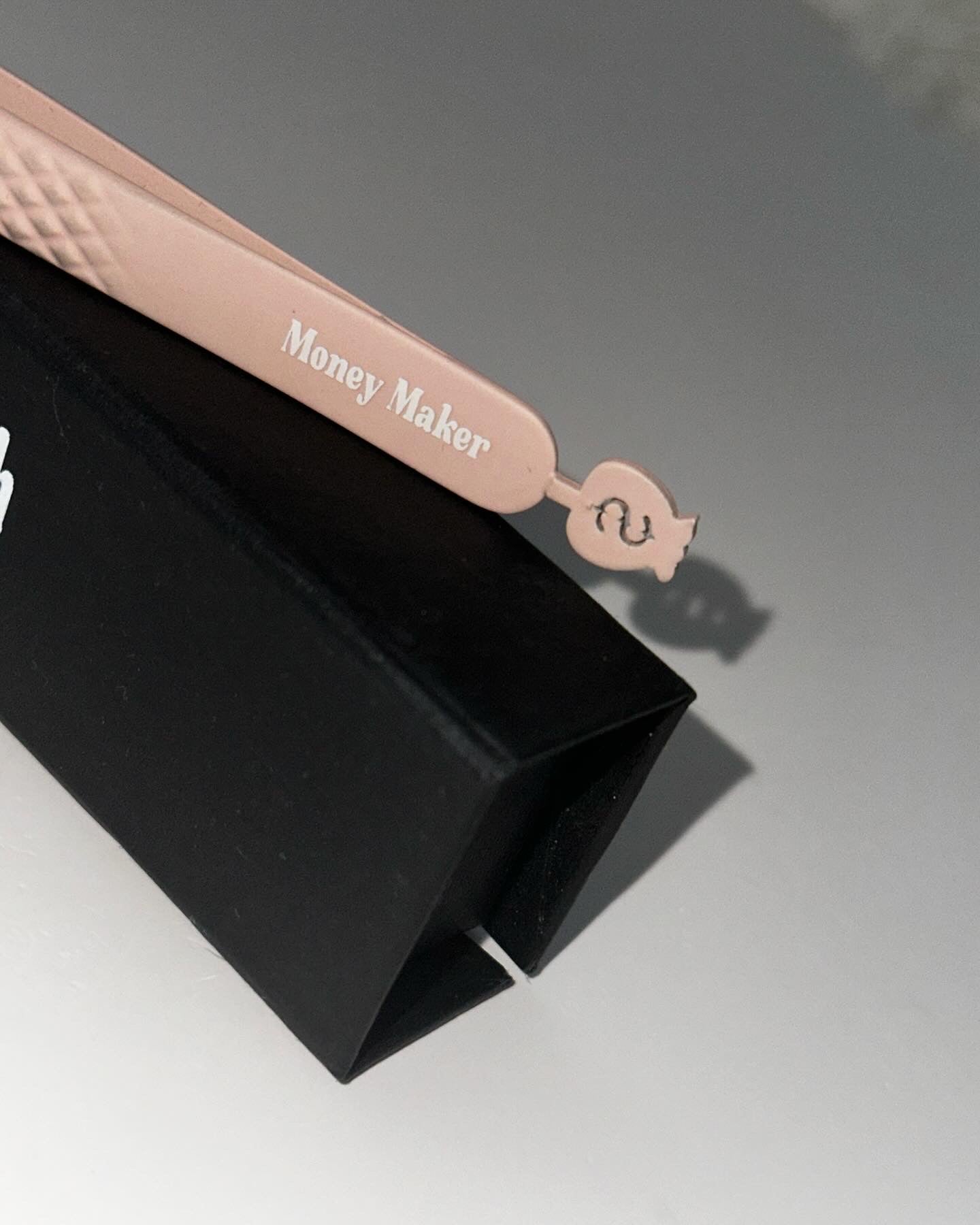 Money Maker Tweezer