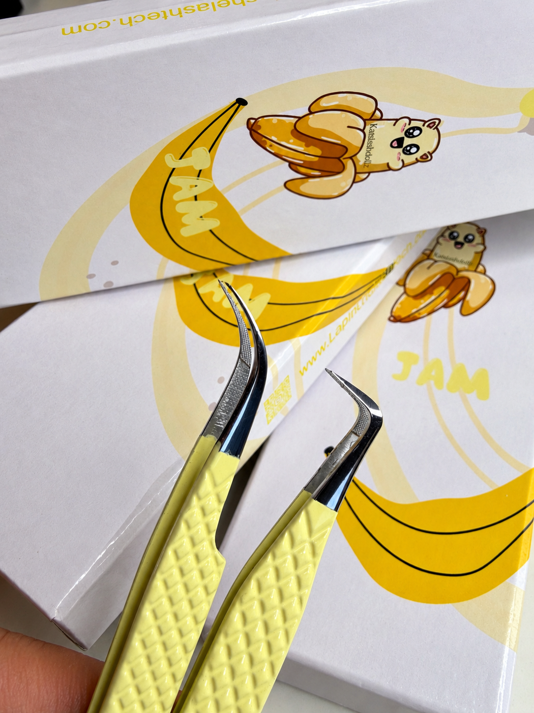 BANANA ♡
