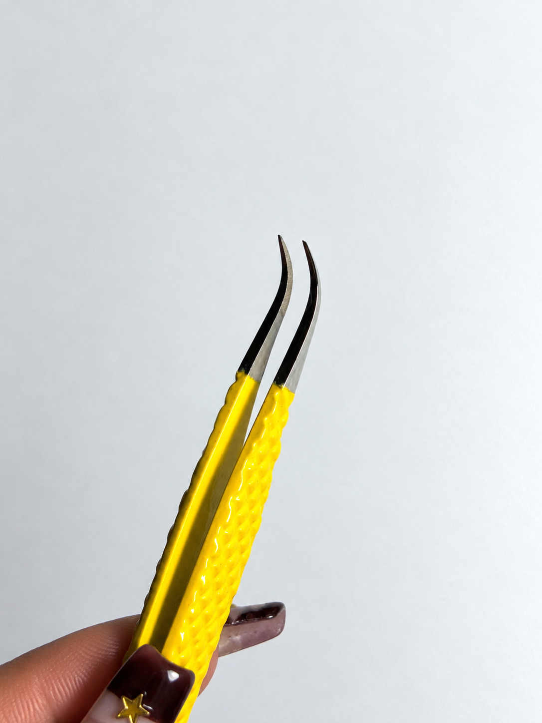 J HOOK FIBER-TIP TWEEZER ♡