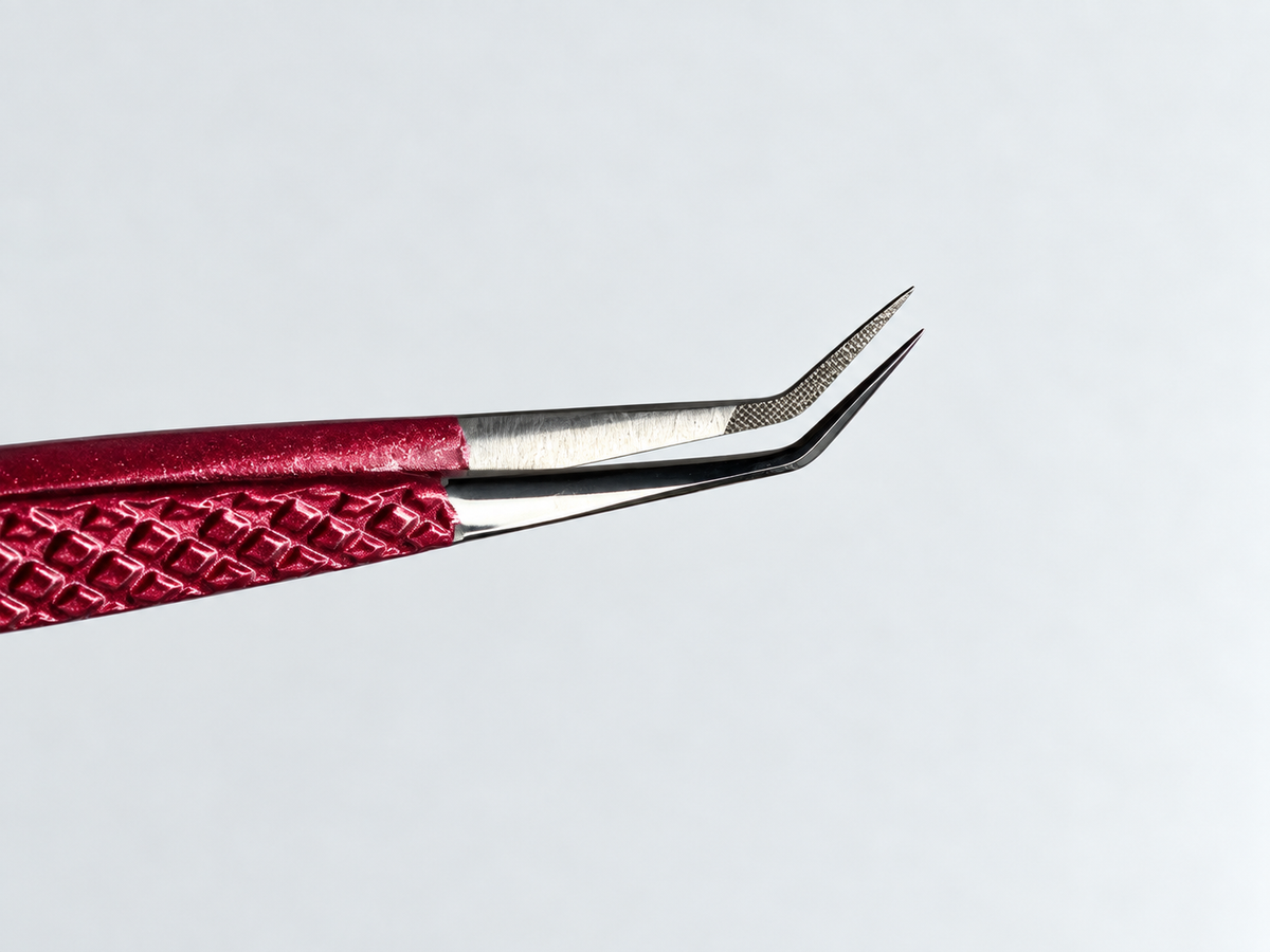 PRECISION ANGLED ISOLATION TWEEZER ♡