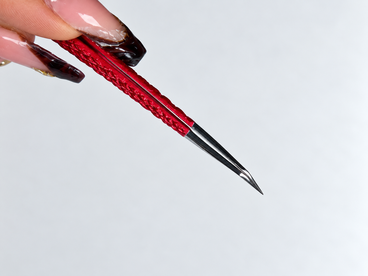 PRECISION ANGLED ISOLATION TWEEZER ♡