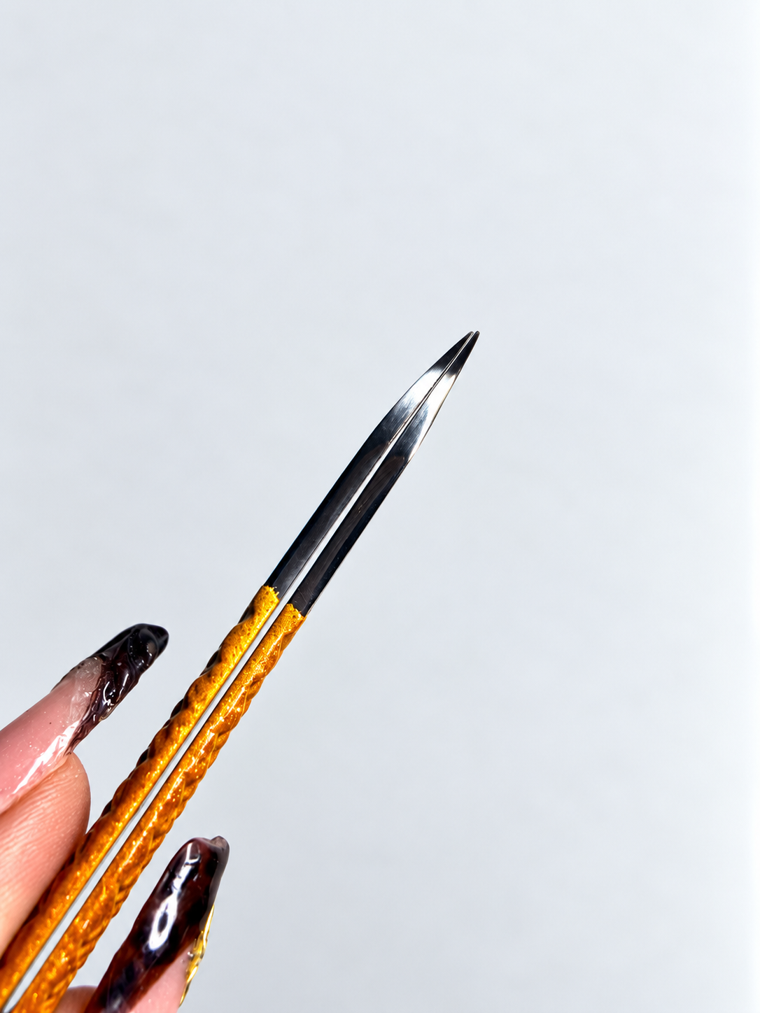 LONG CURVED ISOLATION TWEEZER ♡