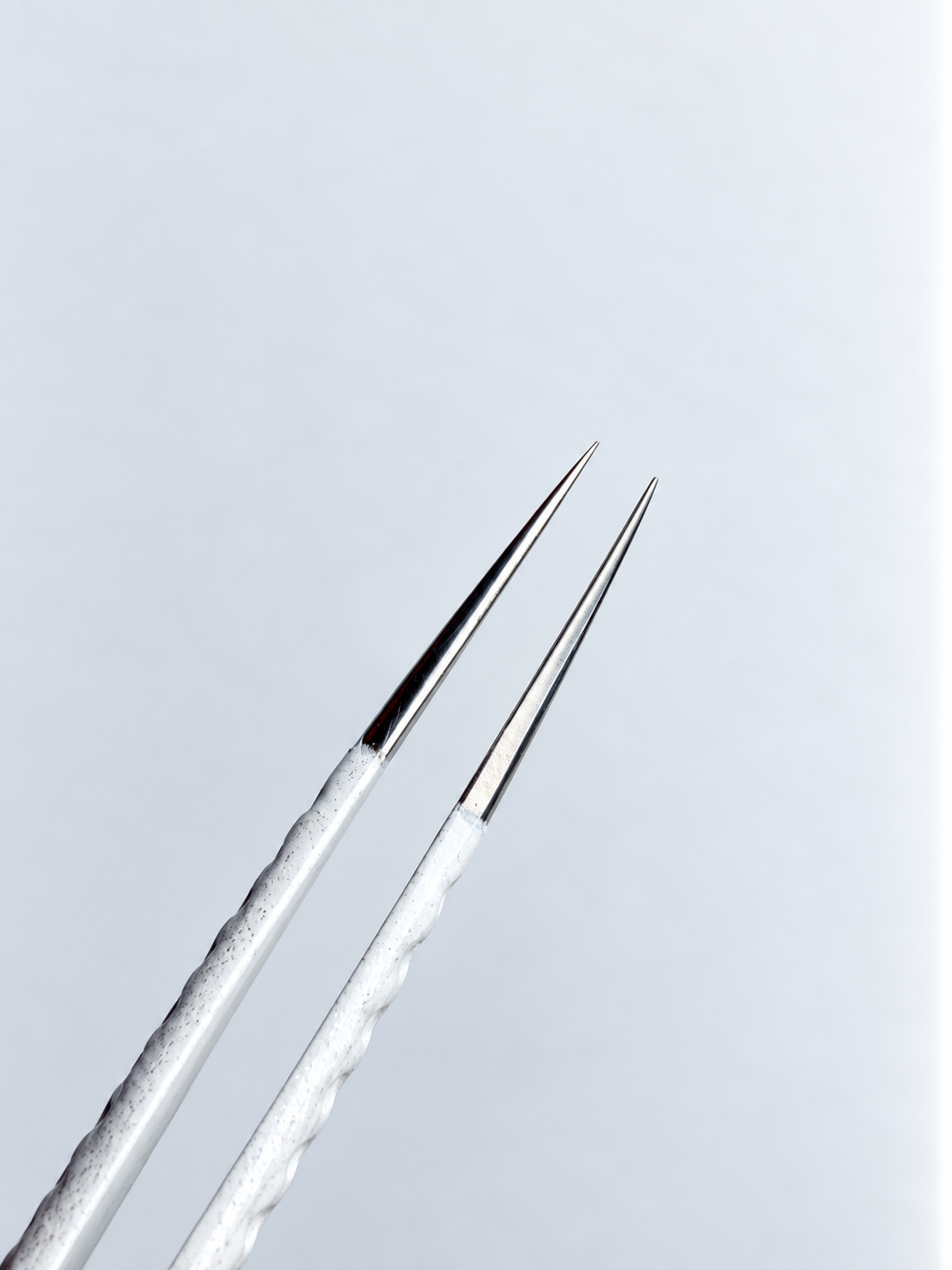 STRAIGHT PRECISION ISOLATION TWEEZER ♡