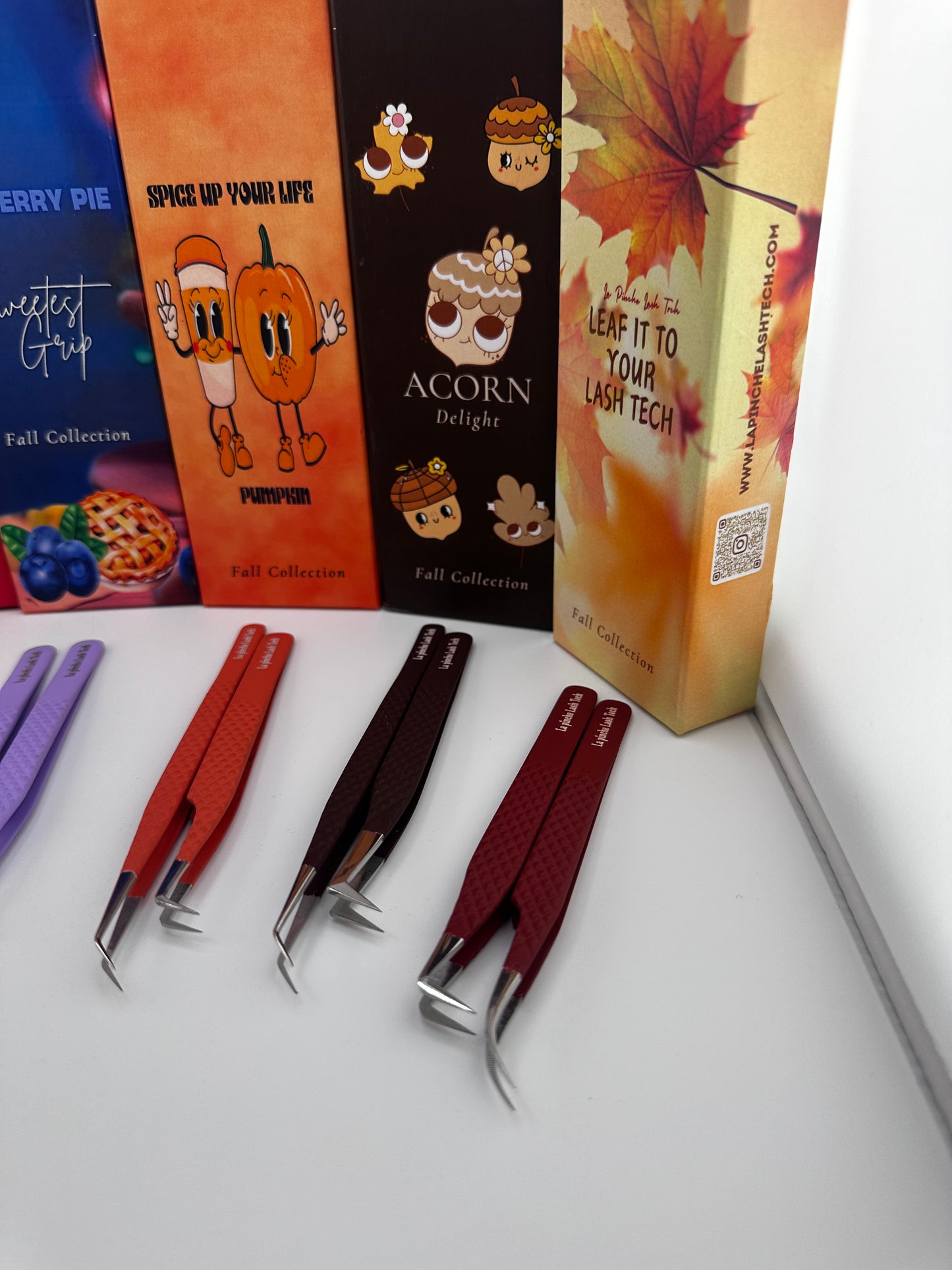 Fall tweezer collection